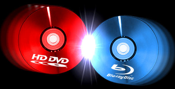 nødvendig Danmark fordel Technology Format War Continues: HD-DVD vs. Blu-Ray | The Black and Blue